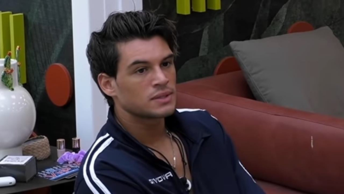 Aggiungi corpo del testo (96) GF VIP