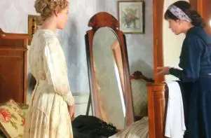 Catalina regala un abito a jana 