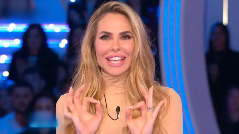 Si accende il gossip al gf Vip 8, Ilary Blasi sotto i riflettori