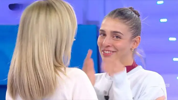 Anna A. diventa allieva di Lorella Cuccarini ad Amici 26, la commozione