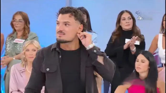 giovanni grazioso criticato a uomini e donne Giovanni Grazioso criticato a Uomini e donne per le sue scelte