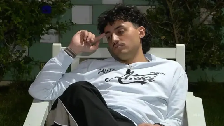 Saitta si emoziona ad Amici 26