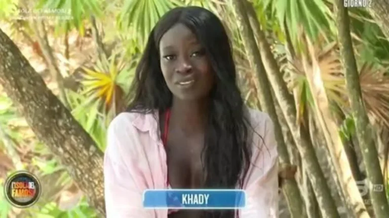 Isola Khady Gueye Rosanna