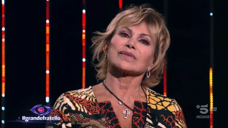 Carmen Russo, nessuna crisi con Enzo Paolo Turchi