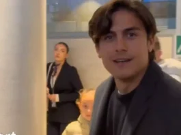 Paulo Dybala dopo l'intervento