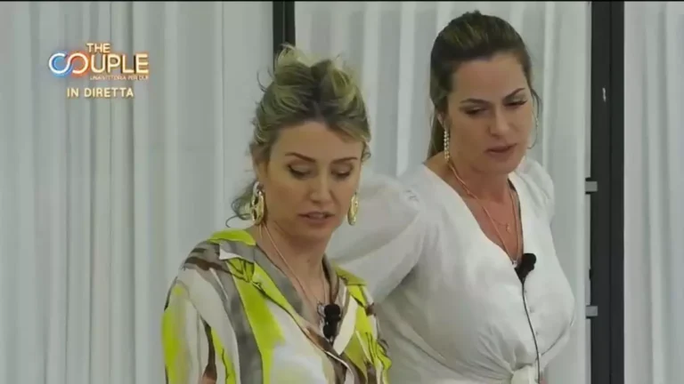 The Couple, un goco che diventa piccante