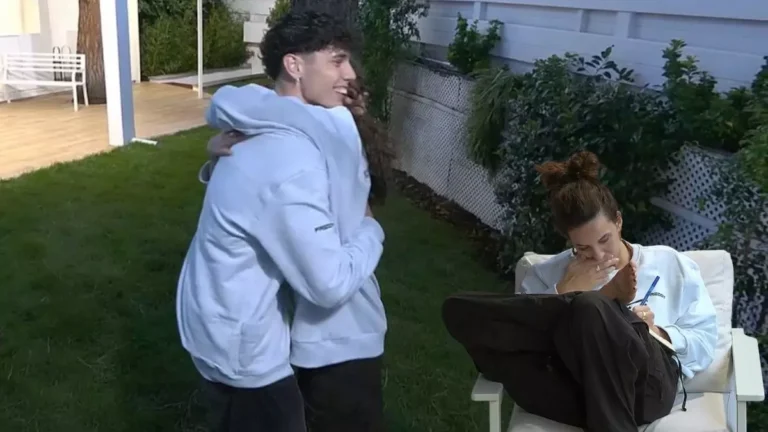Penelope e Riccardo a Amici 25