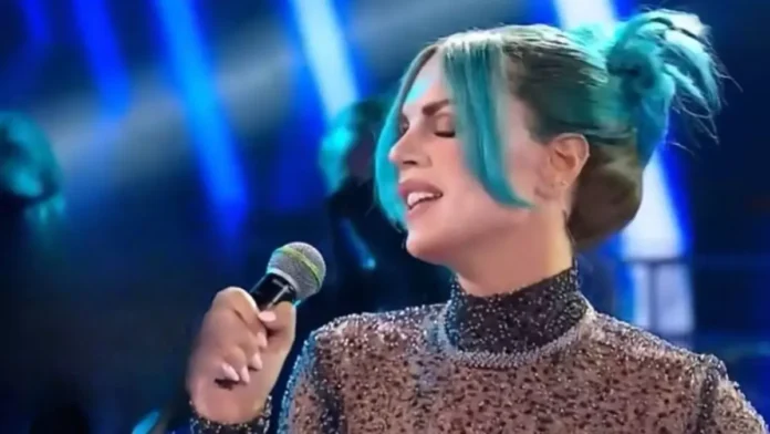 Antonella Fiordelisi stupisce a Tale e Quale Show Antonella Fiordelisi stupisce a Tale e Quale Show