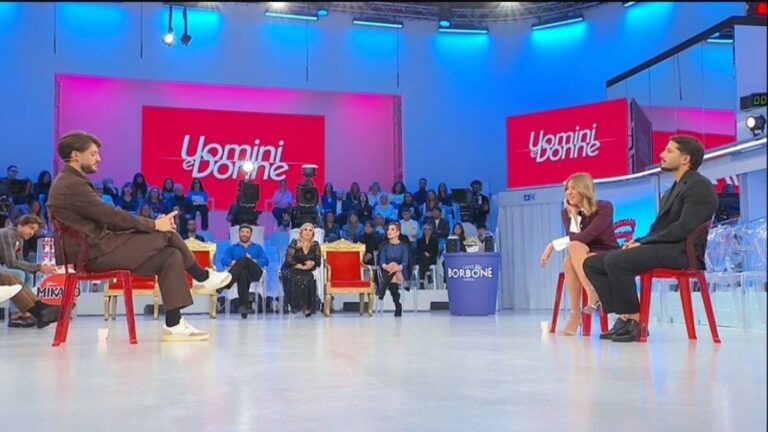 Ciro Solimeno nuovo tronista di Uomini e Donne: Maria De Filippi lo incorona in studio!