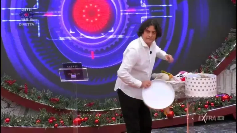 Massimo Bagnato irrompe in casa del gf 19