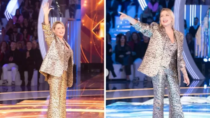 Simona Ventura la conduttrice sempre sul pezzo Simona Ventura la conduttrice sempre sul pezzo