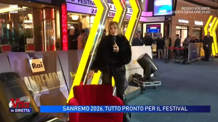 Alba Parietti porta la poltrona a Sanremo 2026 Alba Parietti porta la poltrona a Sanremo 2026