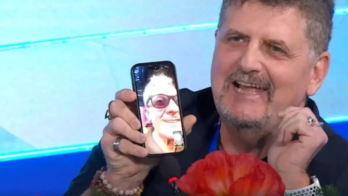 Fiorello irrompe a Sanremo 2026