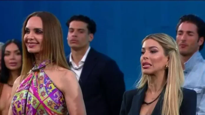 Oriana Marzoli a la Casa de lo Famosos contro Lupita Oriana Marzoli a la Casa de lo Famosos contro Lupita