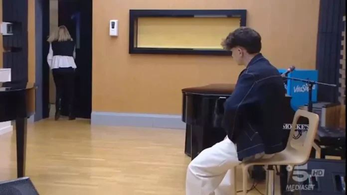 Amici 25, Pettinelli e Opi