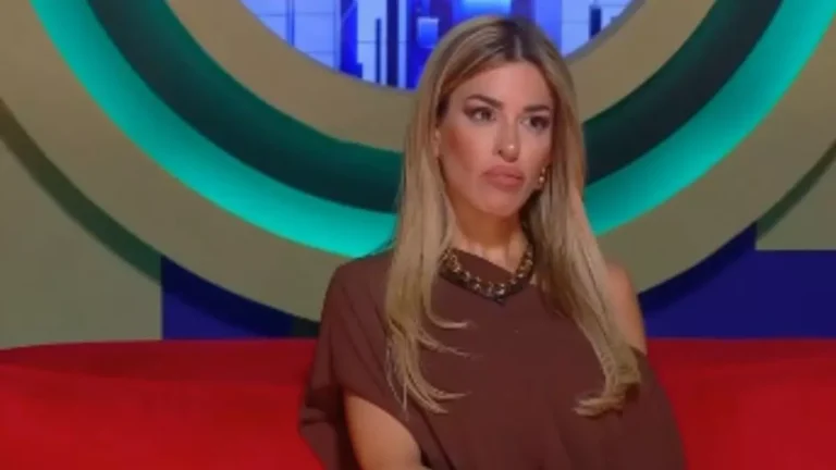 orianistas i fan di Oriana marzoli la supportano nella sua avventura a la Casa De Los Famosos